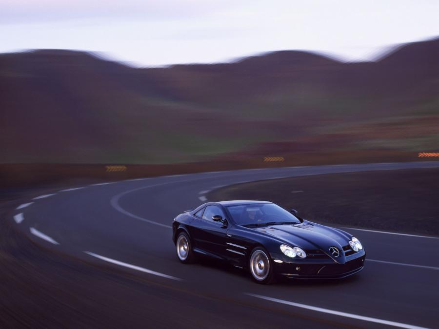  Mercedes-Benz SLR McLaren 2003 года  (фото 162 из 319)
